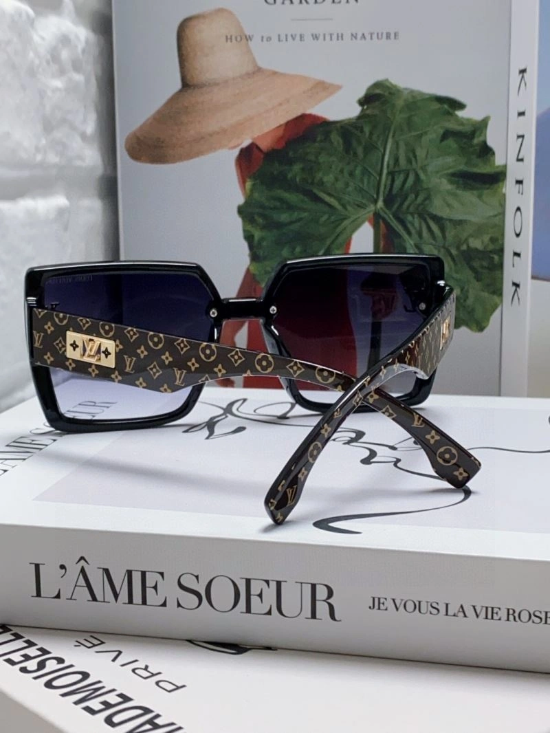 Affordable Louis Vuitton Sunglasses 280821