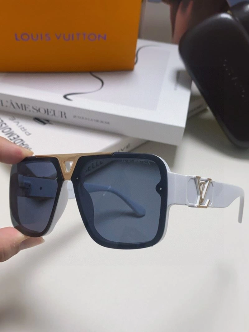 Timeless Louis Vuitton Sunglasses 280829