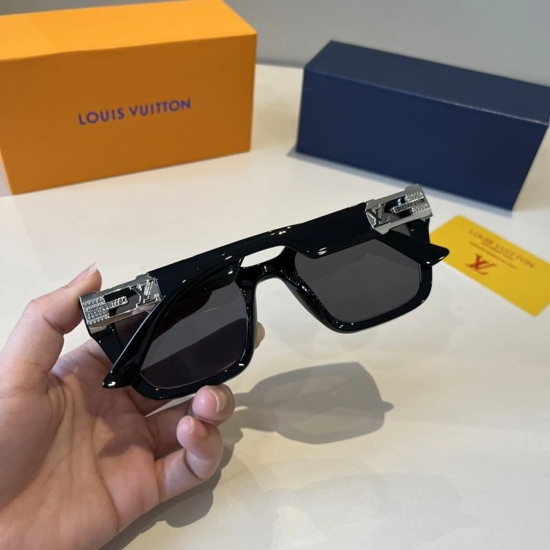 TechFriendly Louis Vuitton Sunglasses 280831