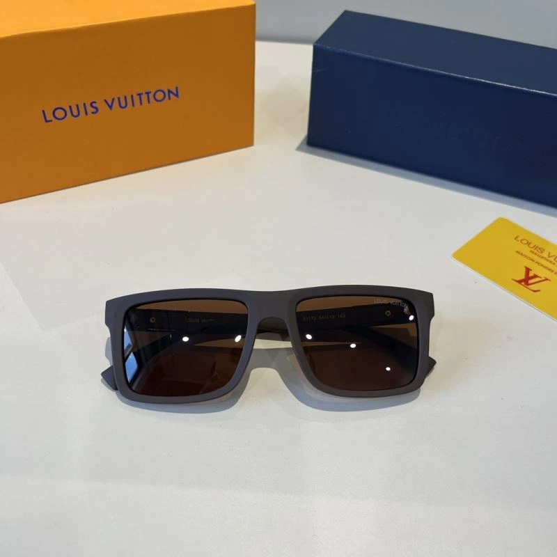 Lightweight Louis Vuitton Sunglasses 280812
