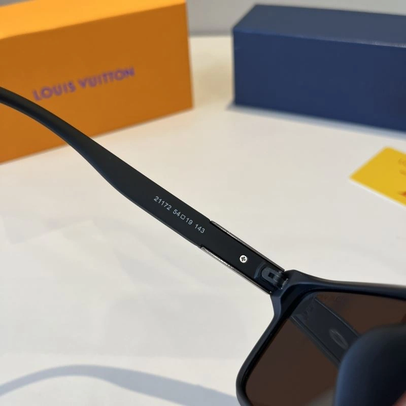 Flexible Louis Vuitton Sunglasses 280814