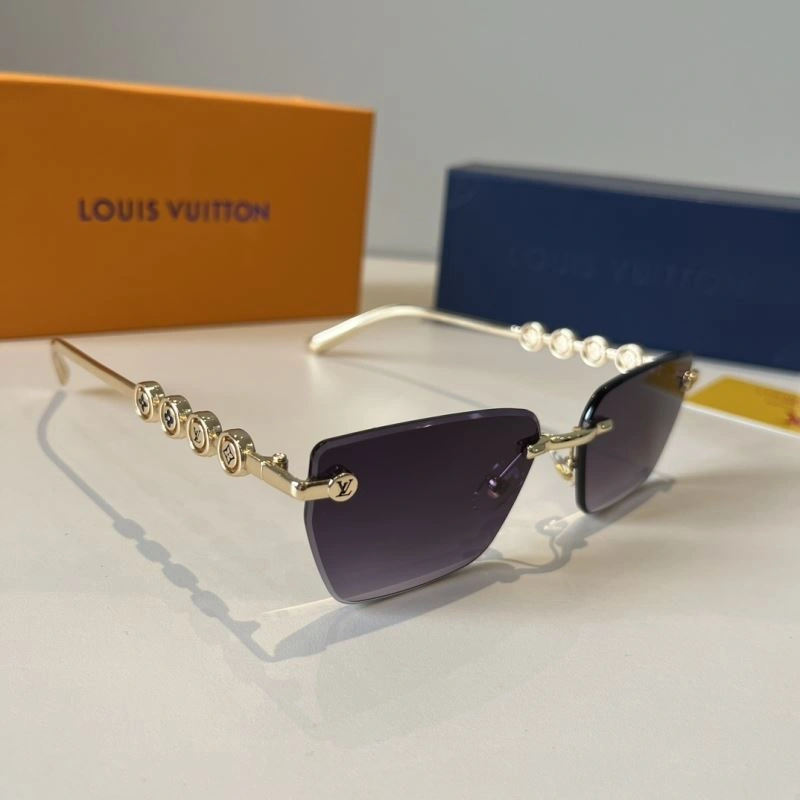 Versatile Louis Vuitton Sunglasses 280810