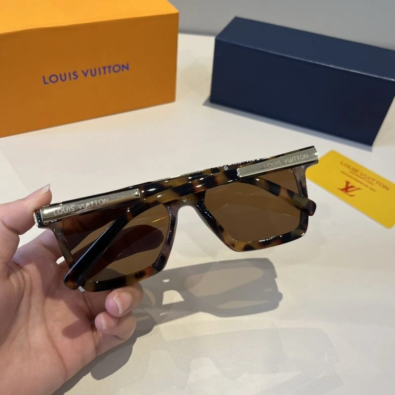 Louis Vuitton Sunglasses Premium 280804