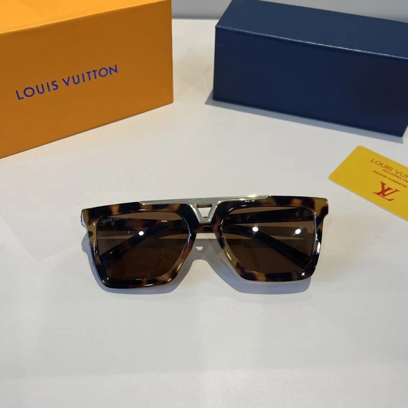 Louis Vuitton Sunglasses Premium 280804
