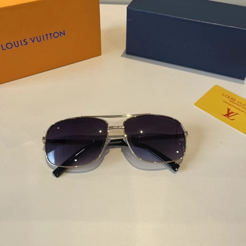 Packable Louis Vuitton Sunglasses 280778