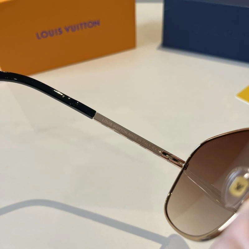 Louis Vuitton Sunglasses Bold 280773
