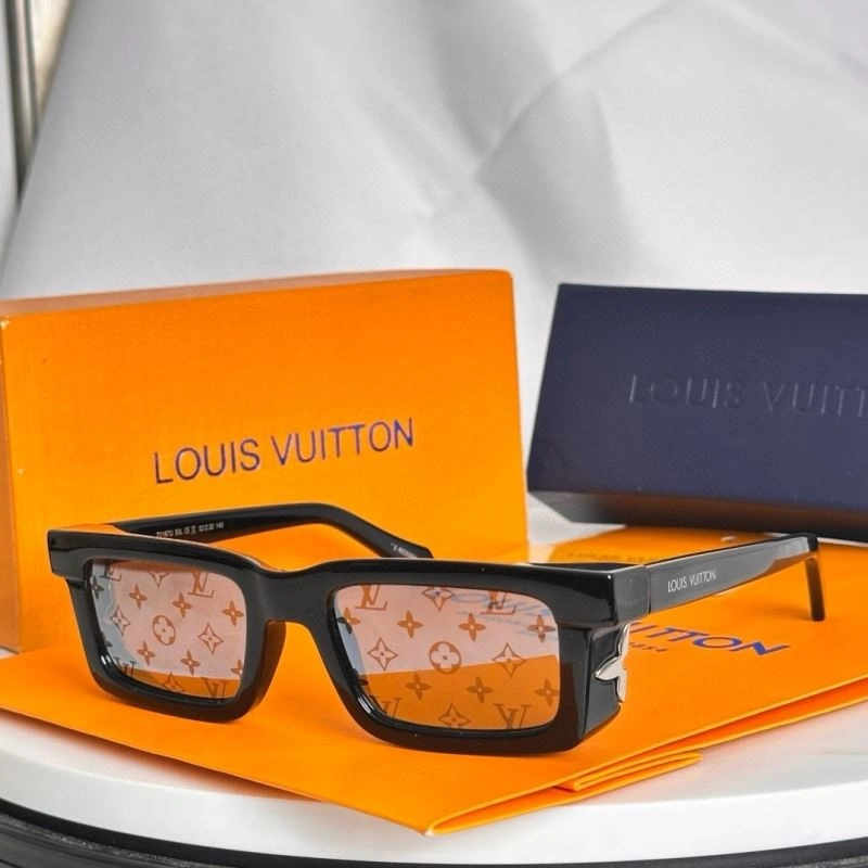 Vibrant Louis Vuitton Sunglasses 281215