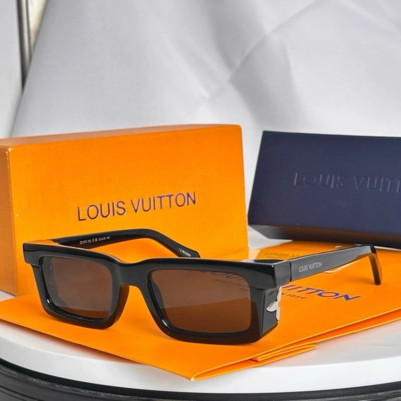 Vibrant Louis Vuitton Sunglasses 281215