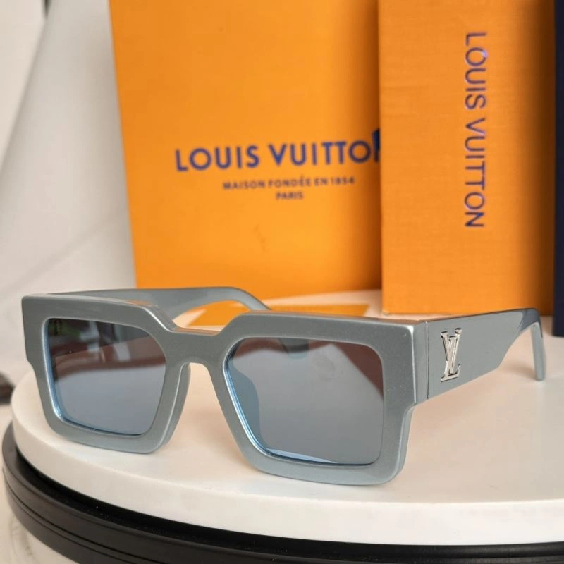 Louis Vuitton Sunglasses Bright 281196