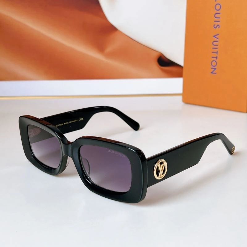 Effortless Louis Vuitton Sunglasses 281188
