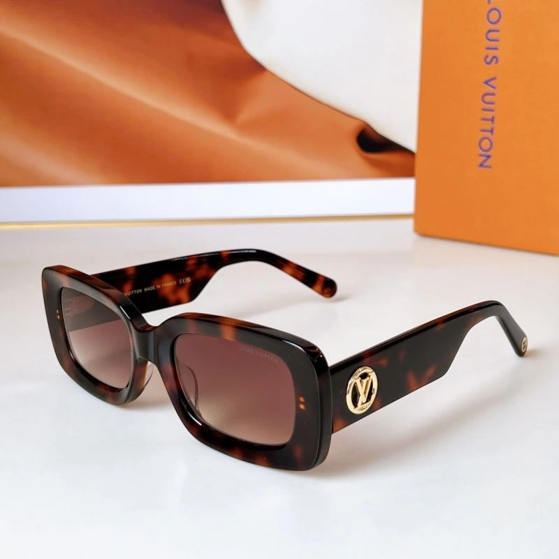 Effortless Louis Vuitton Sunglasses 281188