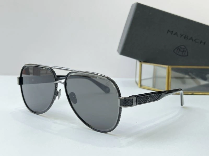 Minimalist Louis Vuitton Sunglasses 281206