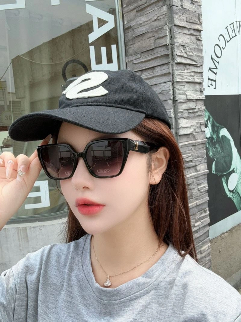 Louis Vuitton Sunglasses Bold 281200