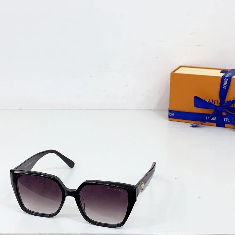 Louis Vuitton Sunglasses Bold 281200