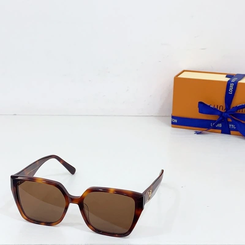 Louis Vuitton Sunglasses Bold 281200