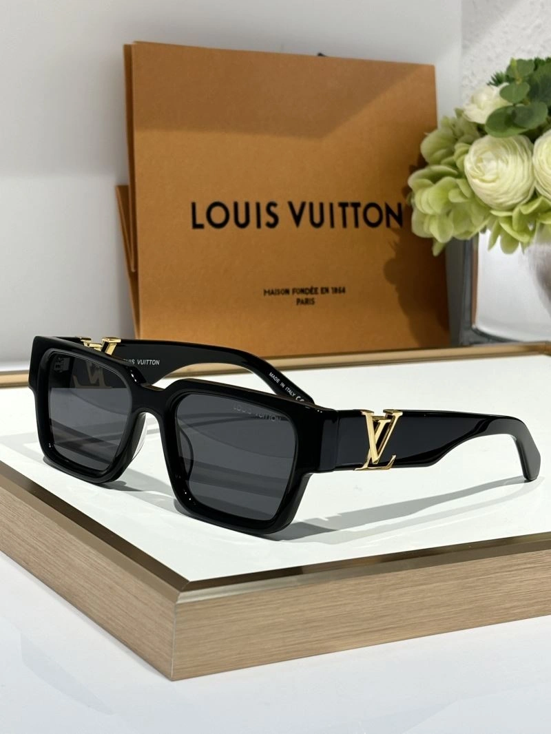 Louis Vuitton Sunglasses Sophisticated 281203