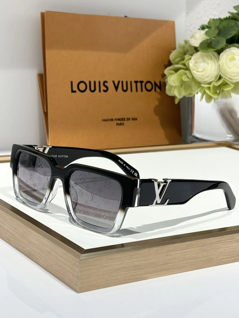 Louis Vuitton Sunglasses Sophisticated 281203