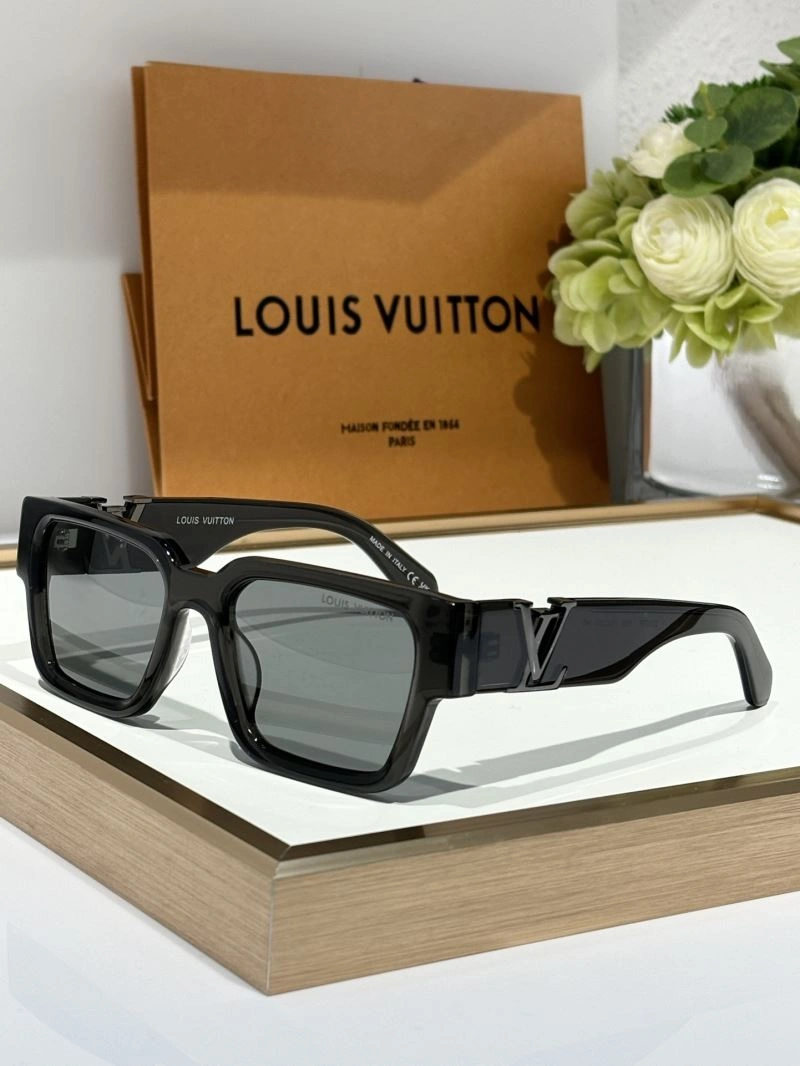 Louis Vuitton Sunglasses Sophisticated 281203