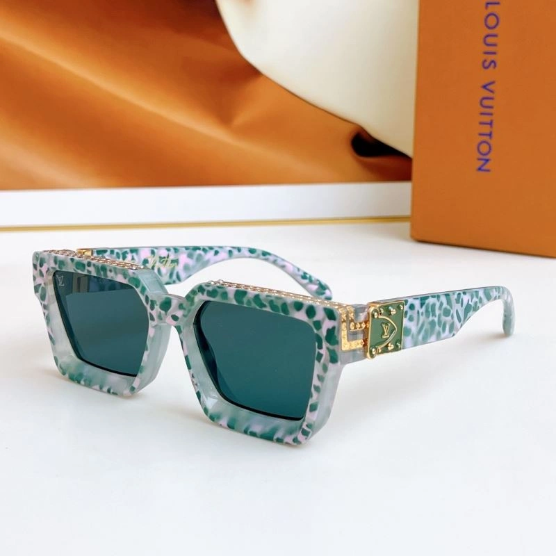 Louis Vuitton Sunglasses ModernLook 281212