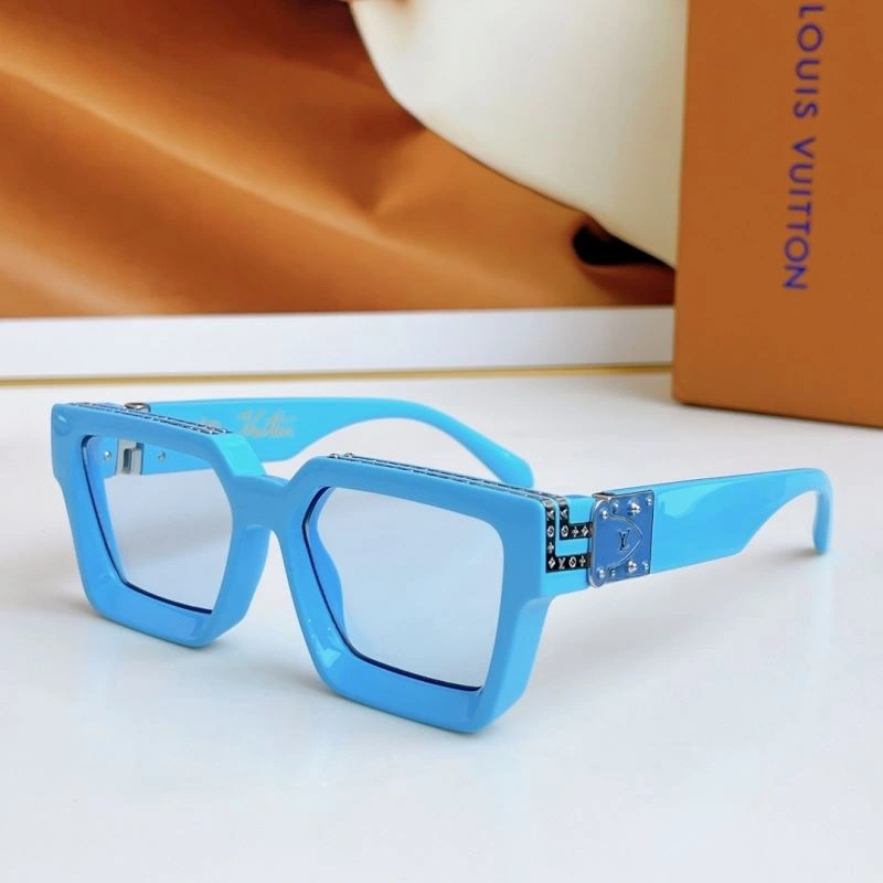 Louis Vuitton Sunglasses ModernLook 281212