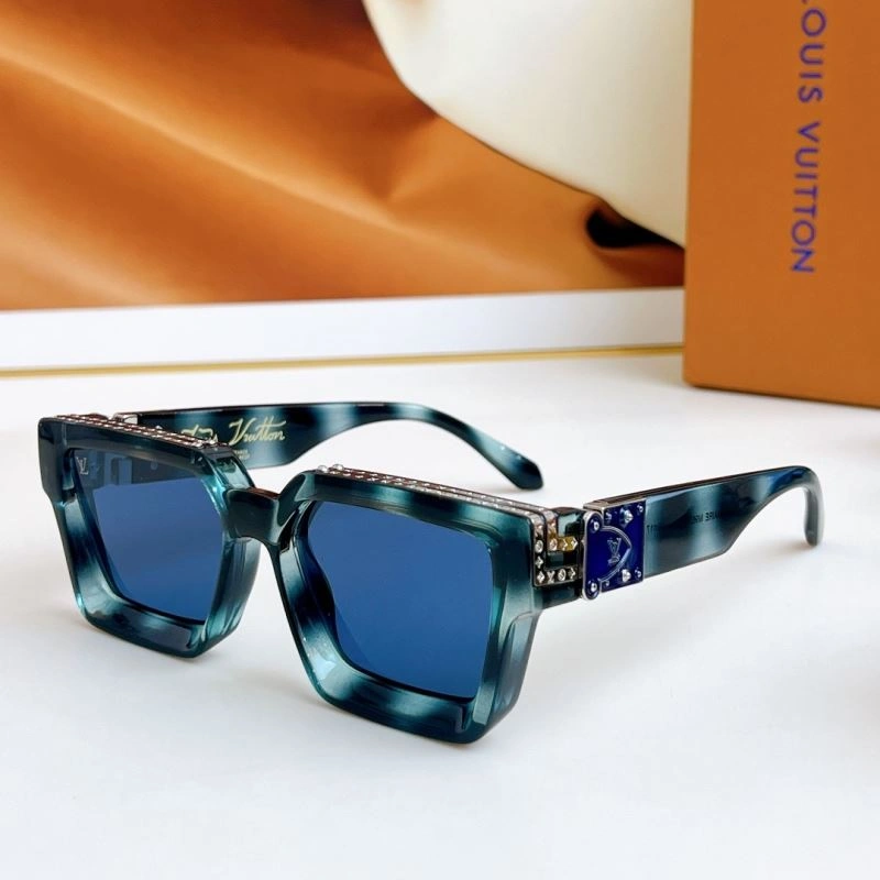 Louis Vuitton Sunglasses ModernLook 281212