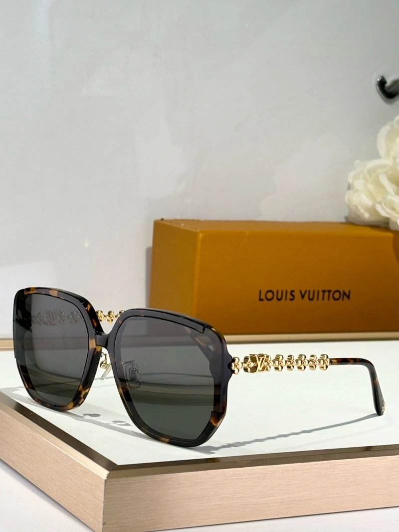 Louis Vuitton Sunglasses UrbanChic 281195