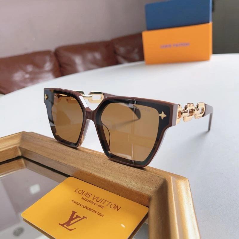 Louis Vuitton Sunglasses Bright 281201