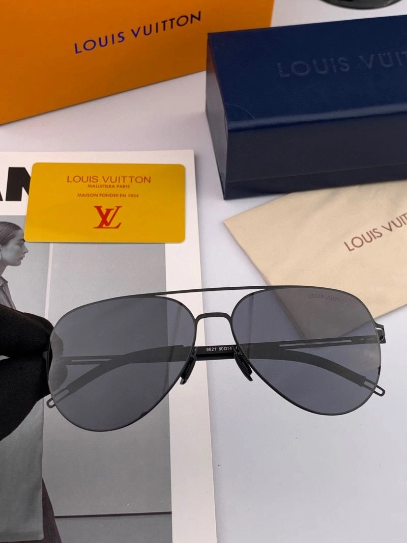 Louis Vuitton Sunglasses SmartChoice 281180