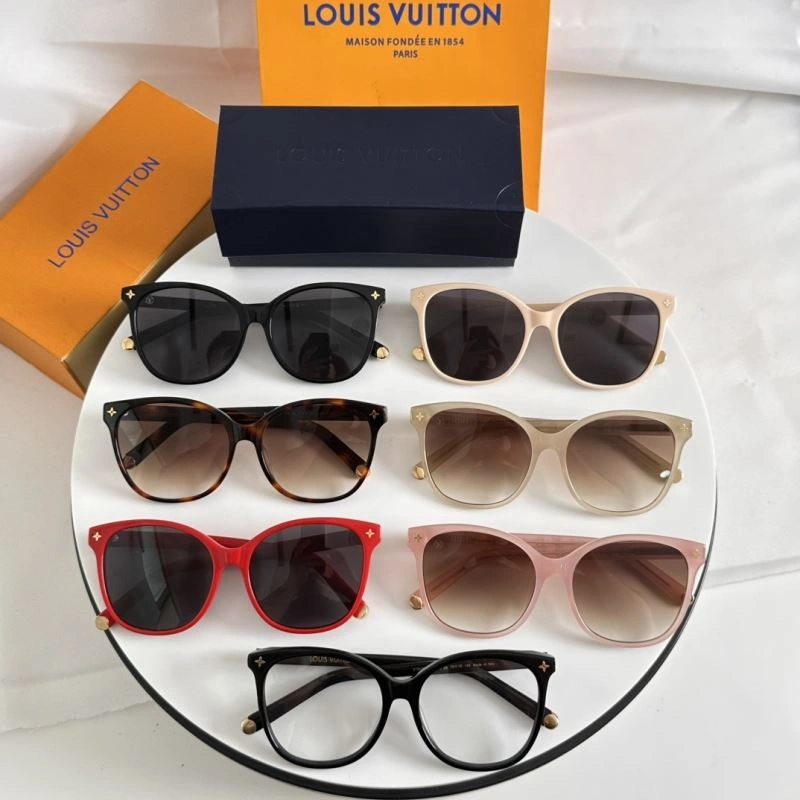 Packable Louis Vuitton Sunglasses 281177