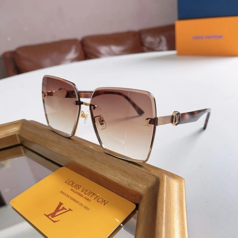 Stylish Louis Vuitton Sunglasses 281174