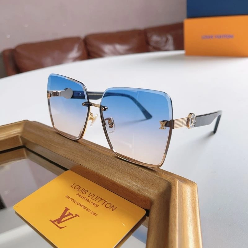 Stylish Louis Vuitton Sunglasses 281174