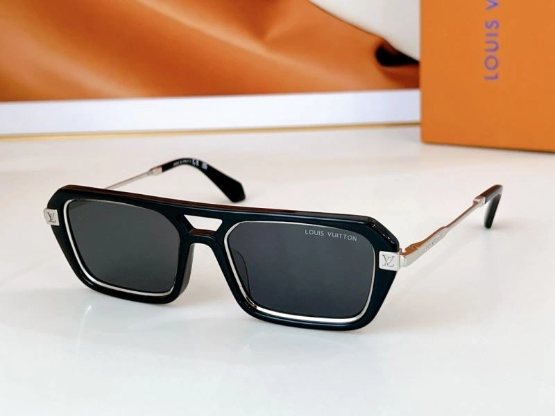EyeCatching Louis Vuitton Sunglasses 281153