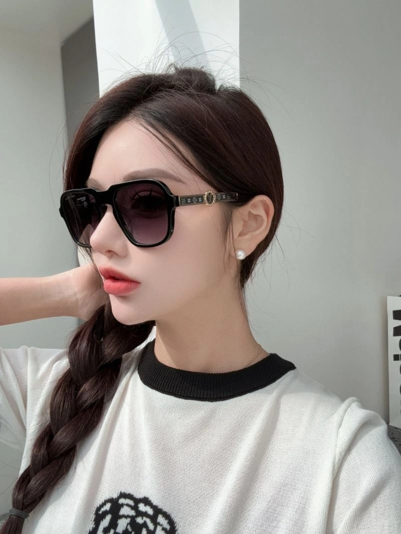 Seasonal Louis Vuitton Sunglasses 281156