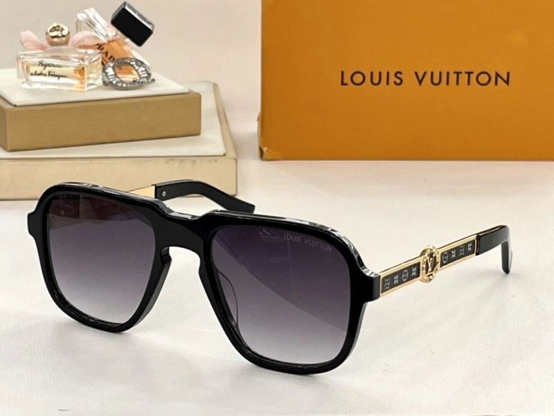 Seasonal Louis Vuitton Sunglasses 281156