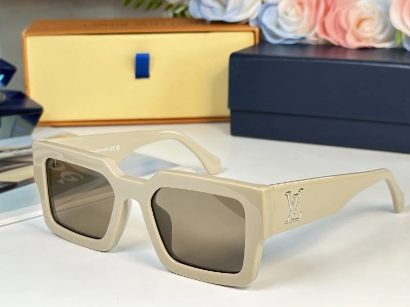 ComfortFit Louis Vuitton Sunglasses 281151