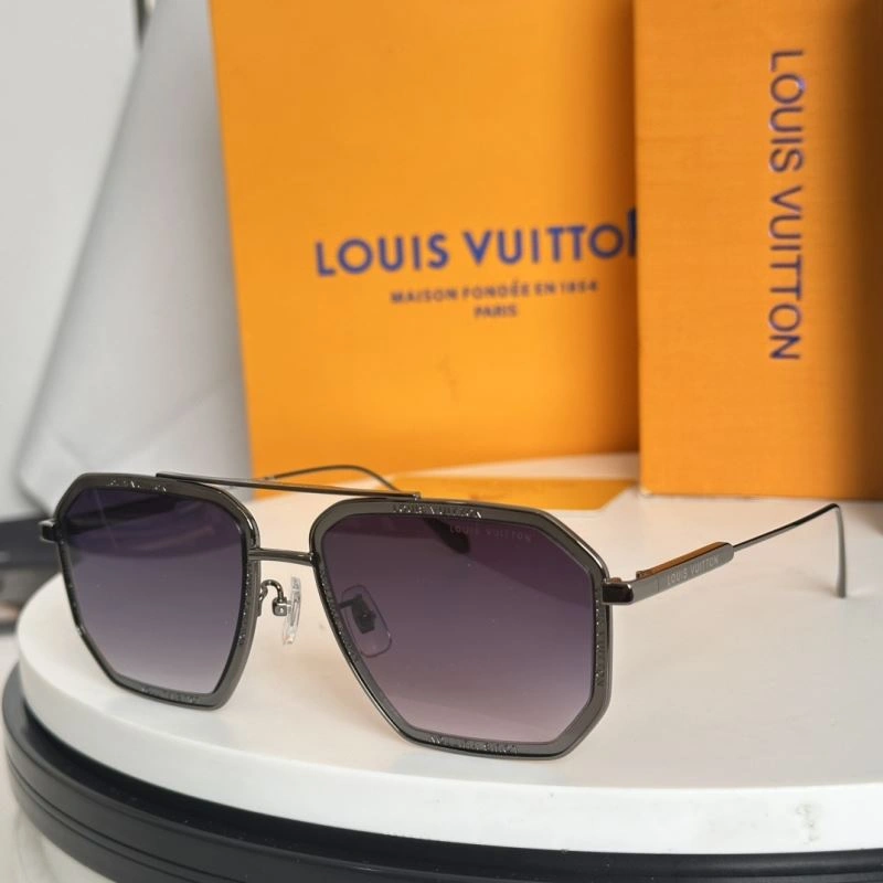 MoistureWicking Louis Vuitton Sunglasses 281155