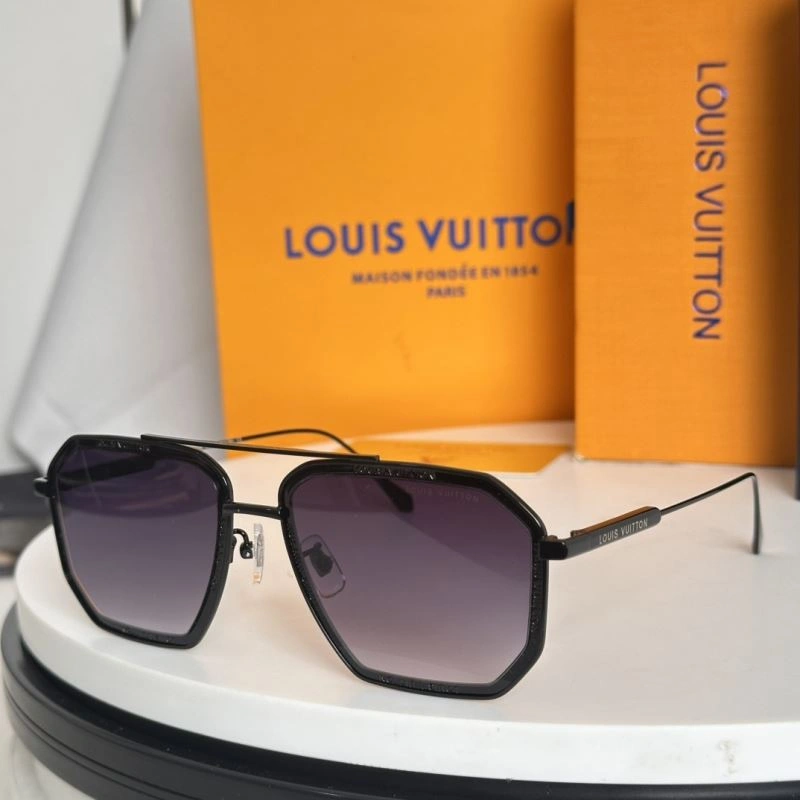 MoistureWicking Louis Vuitton Sunglasses 281155