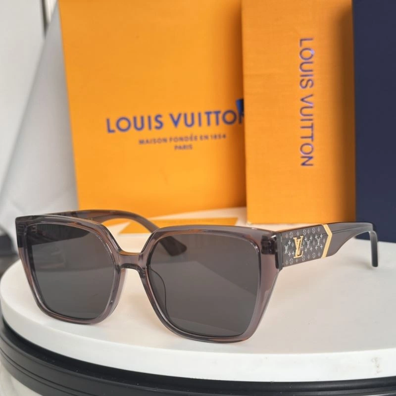 Louis Vuitton Sunglasses Attractive 281158