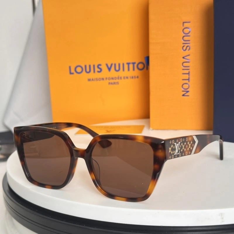 Louis Vuitton Sunglasses Attractive 281158
