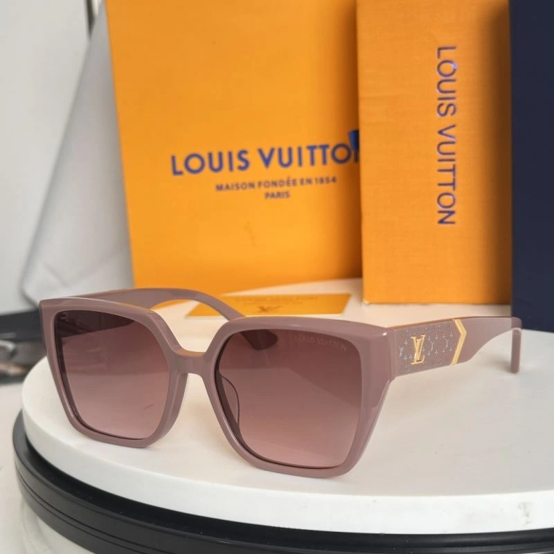 Louis Vuitton Sunglasses Attractive 281158