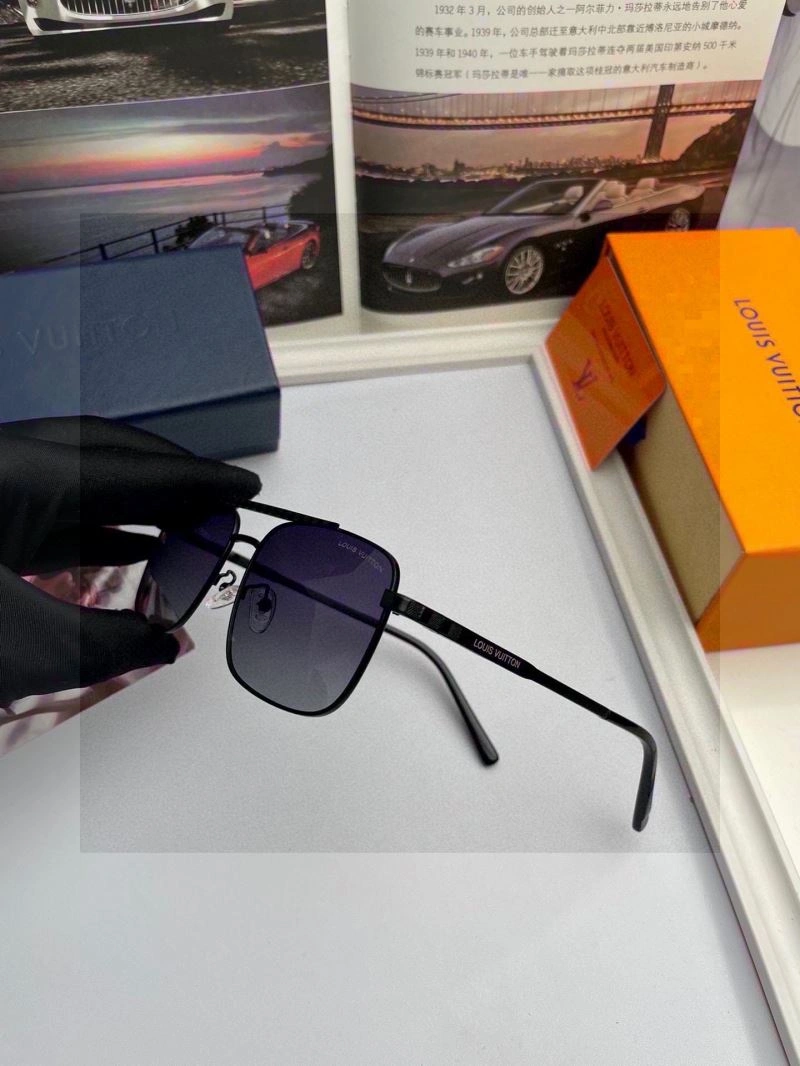 Louis Vuitton Sunglasses SportInspired 281136
