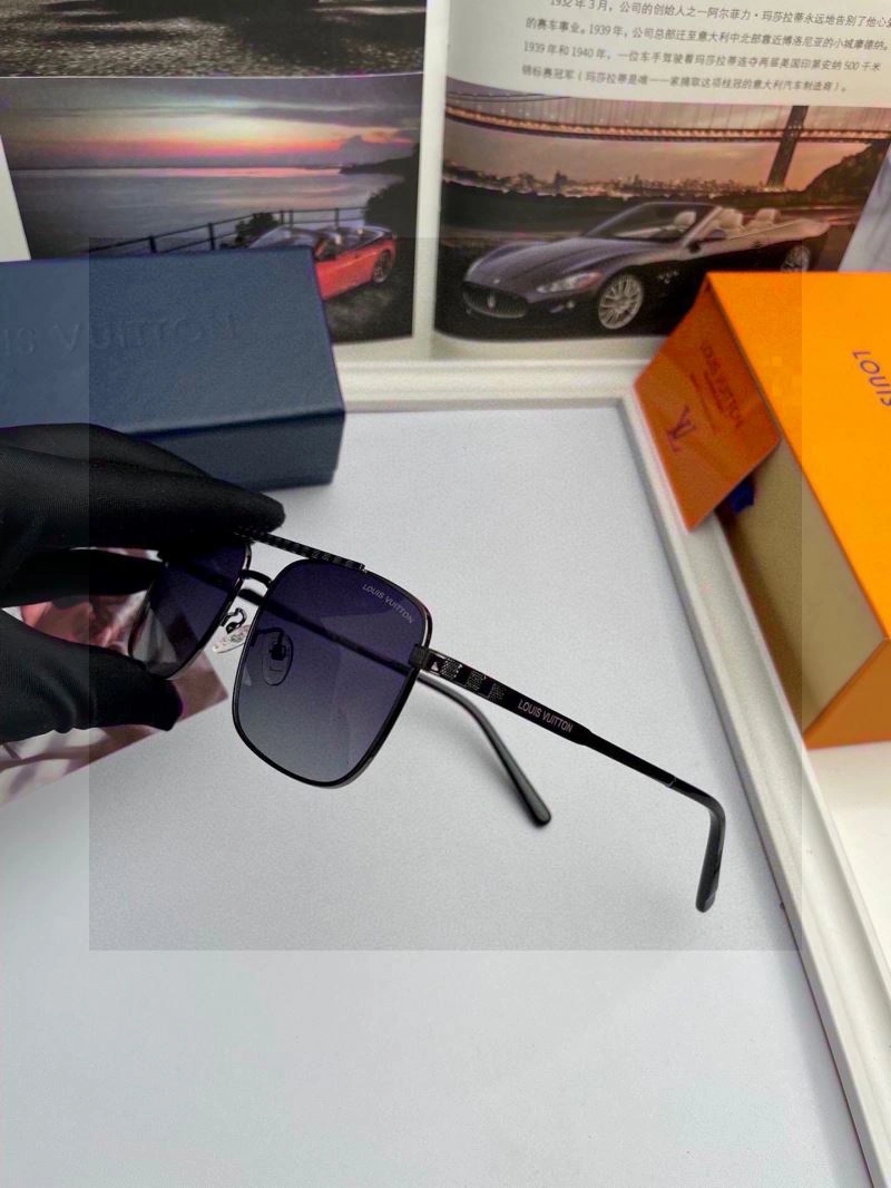 Louis Vuitton Sunglasses SportInspired 281136