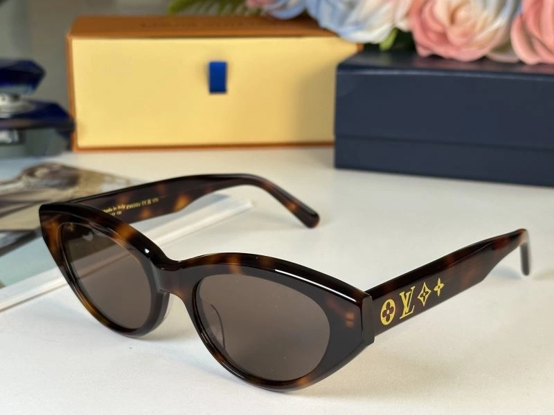 Trendy Louis Vuitton Sunglasses 281131