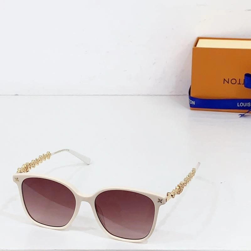 Resilient Louis Vuitton Sunglasses 281129