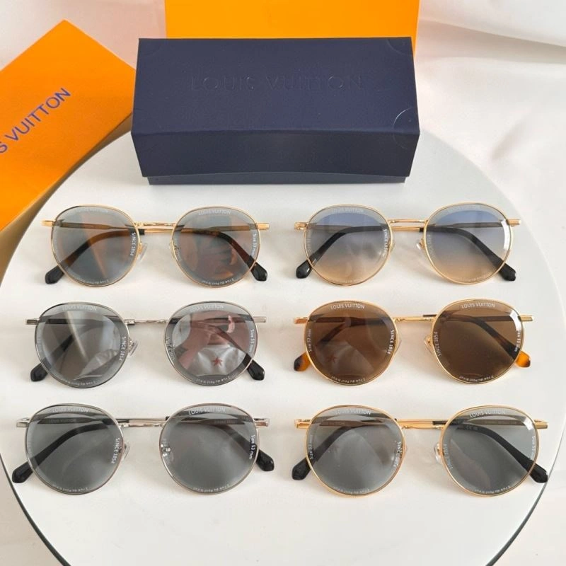 Packable Louis Vuitton Sunglasses 281127