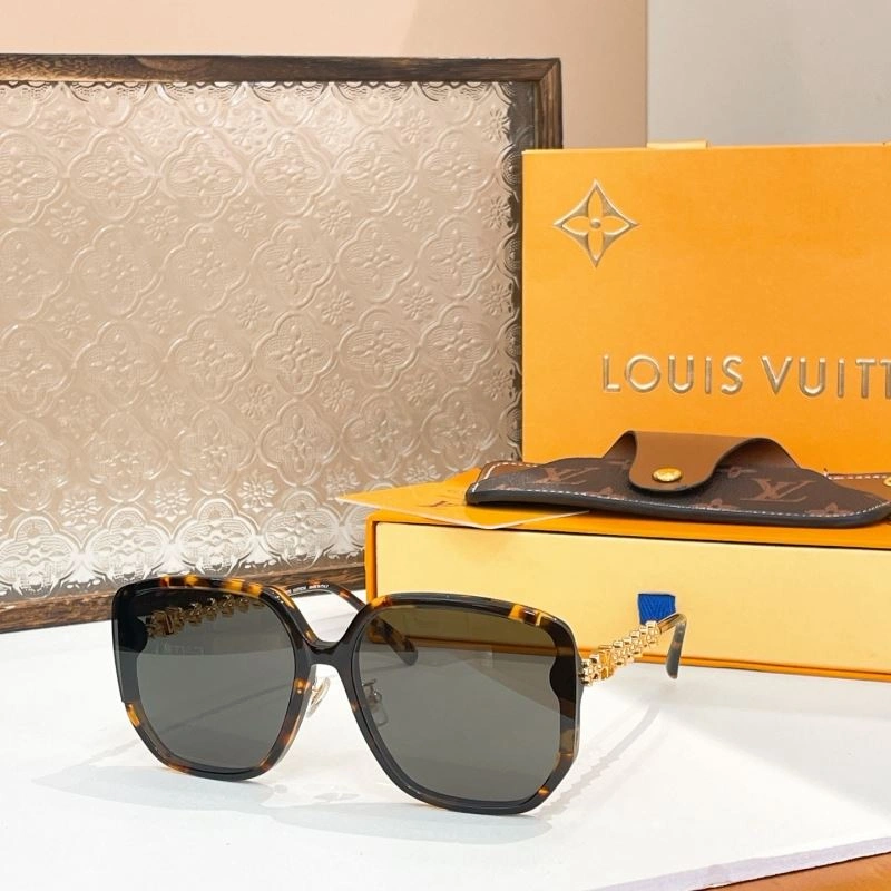 Louis Vuitton Sunglasses FreshLook 281103