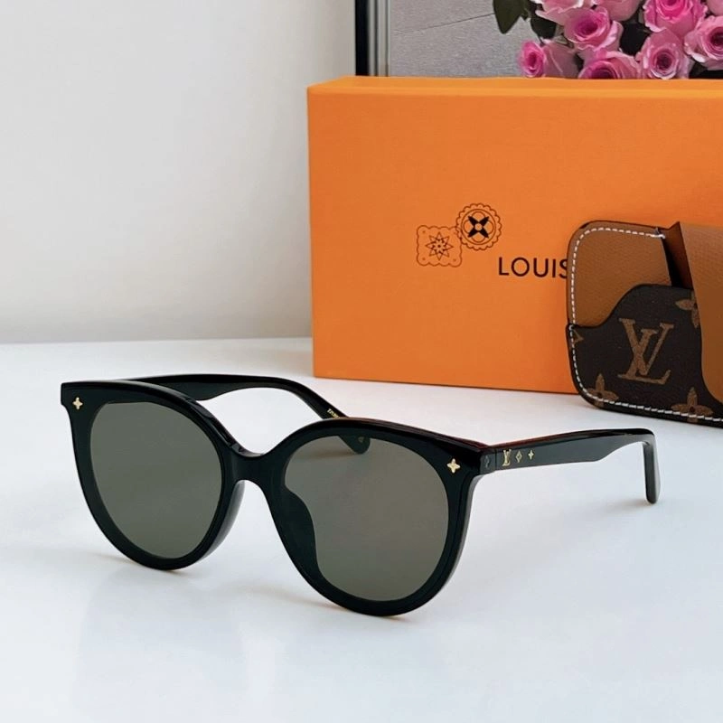 Contemporary Louis Vuitton Sunglasses 281105