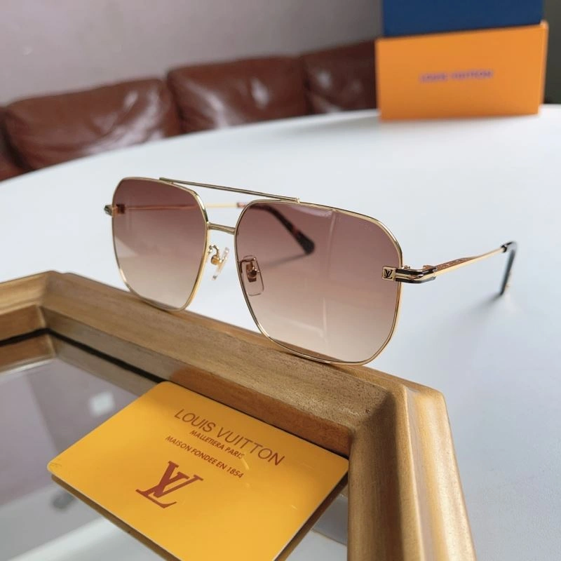 Refined Louis Vuitton Sunglasses 281122