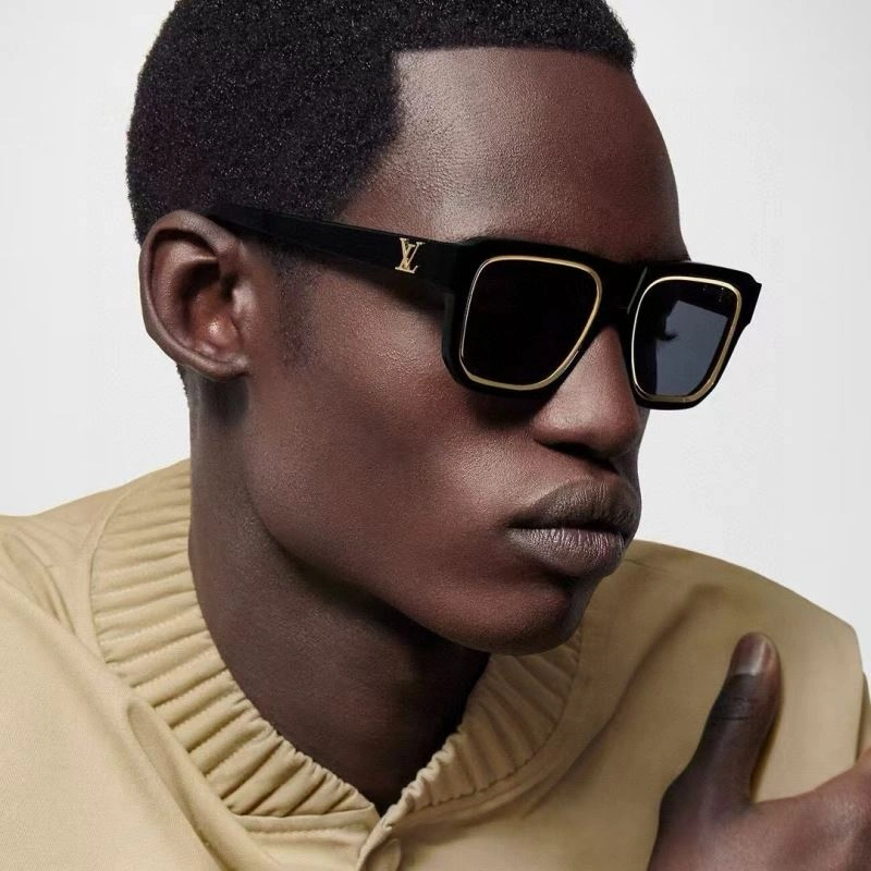 Casual Louis Vuitton Sunglasses 281115