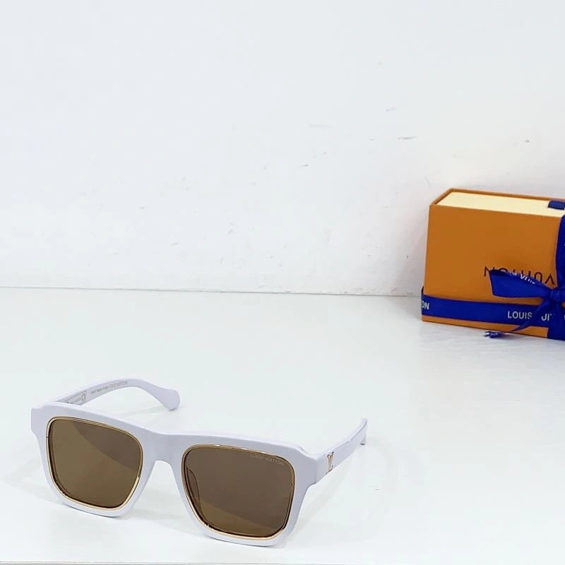 Casual Louis Vuitton Sunglasses 281115